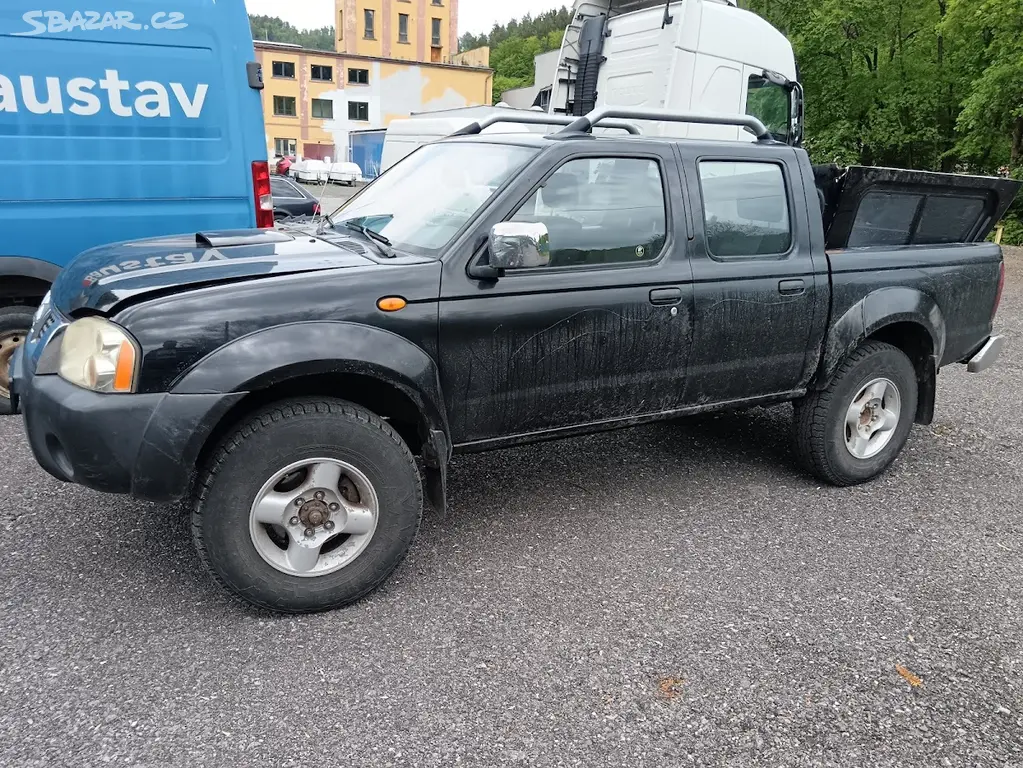 NISSAN NAVARA 2,5 DOUBLECAB 4X4