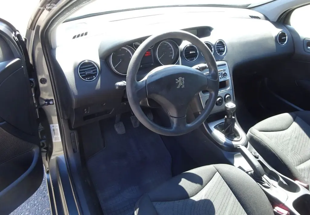 Peugeot 308 1.6 HDI Combi r.v.2009 stk:4/2028 - fotka 4