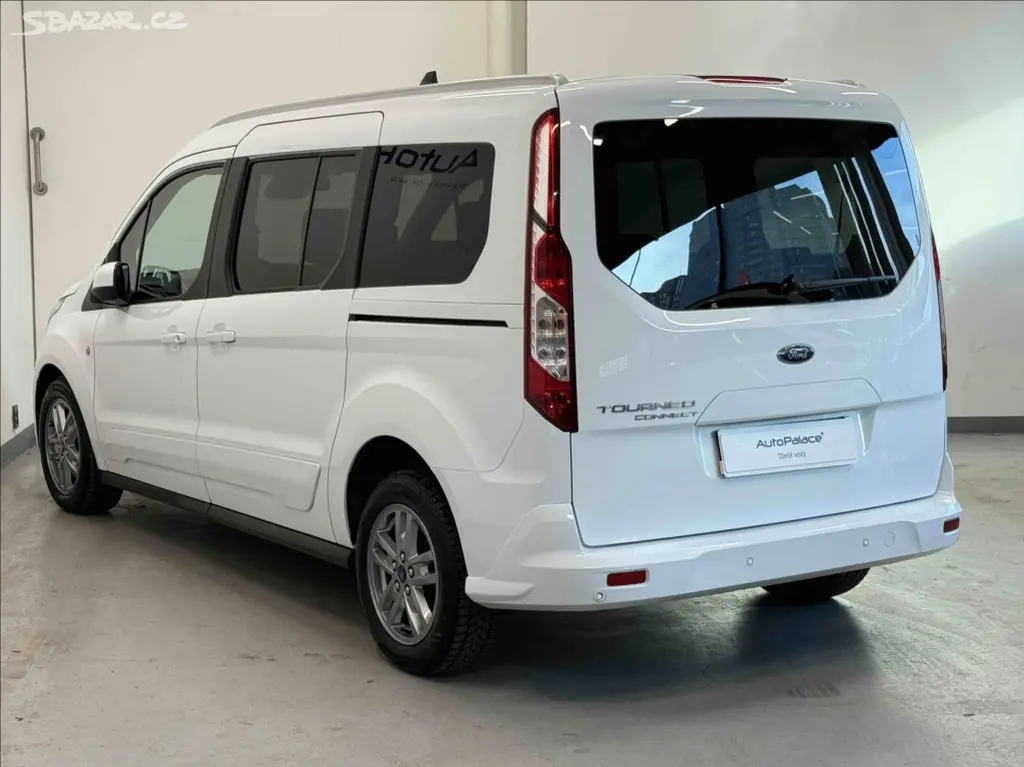 Ford Tourneo Connect, 1,5 EcoBlue TITANIUM 7MÍST - fotka 6