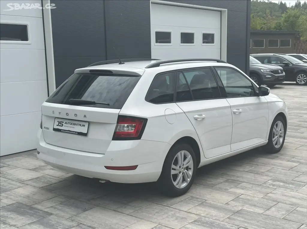 Škoda Fabia, 1,0 TSI 95PS Ambition Top - fotka 5
