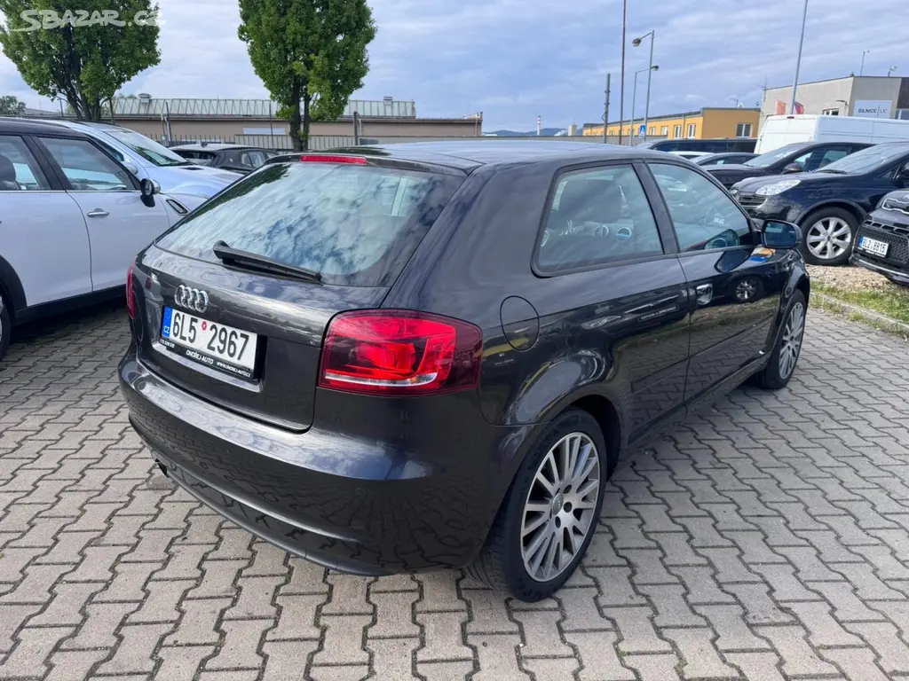 Audi A3, 2,0 TDI 103 KW 2. MAJ 2X KOLA - fotka 6