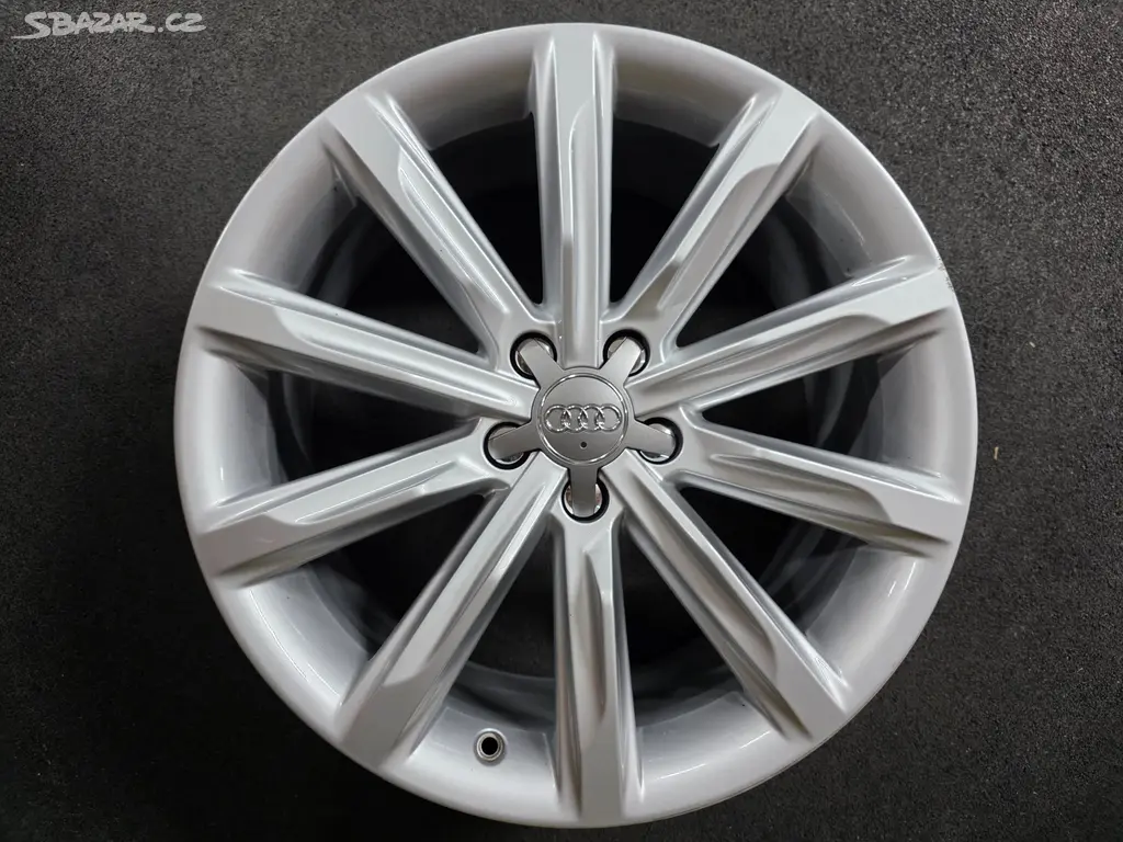 Audi A6 Alu kolo 19 4G8601025AF 1 Ks
