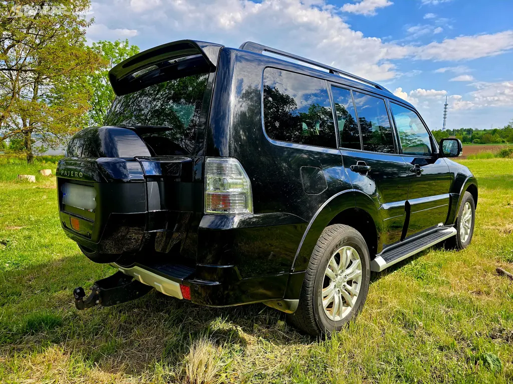 Mitsubishi Pajero 3,2, 2019 - fotka 4