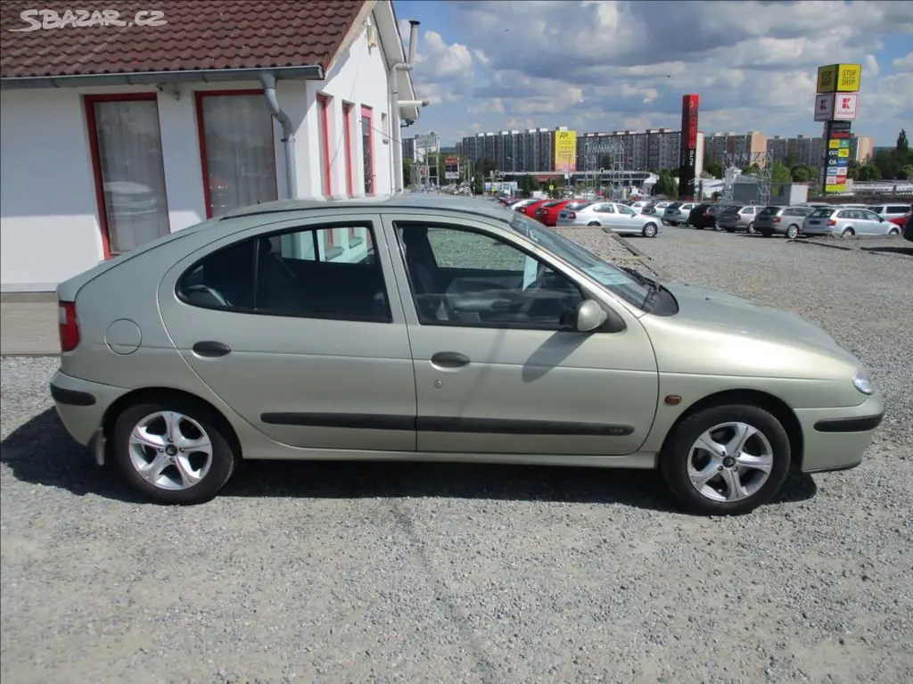 Renault Mégane, 1,4 i, klima, serv. kniha, - fotka 4