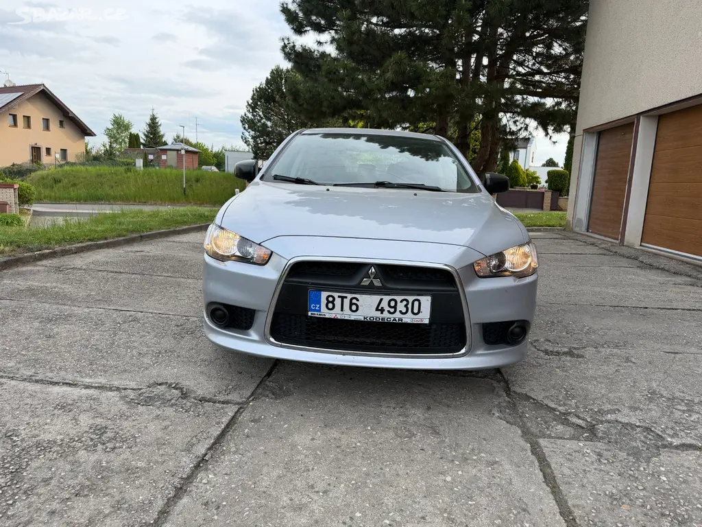 Mitsubishi Lancer 1.6i,naj. 39 000 km, ČR, 1. MAJ. - fotka 3