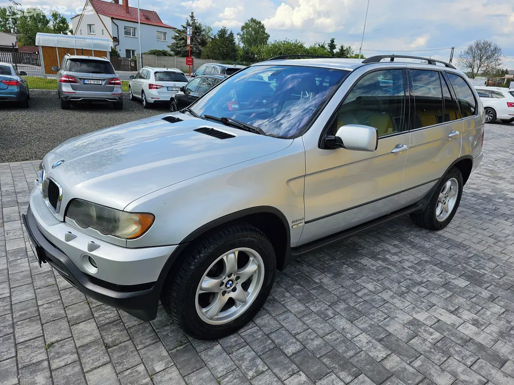 BMW X5, 3.0 D, manuál, tažné zařízení