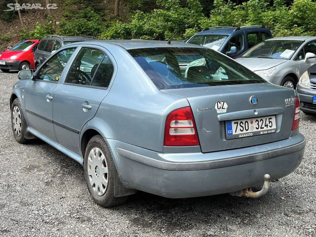 Škoda Octavia AMBIENTE 1.6i 75kW tažné 2003 ČR - fotka 3