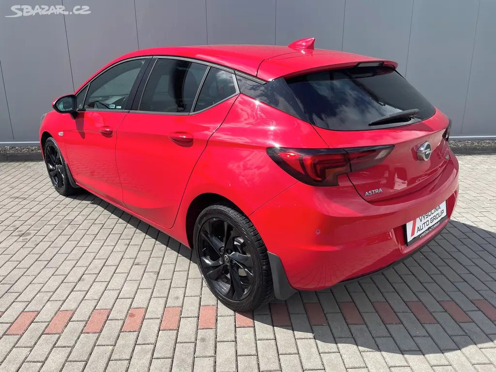 Opel Astra, 1,6 CDTi 81kW DYNAMIC 1.Maj-CZ - fotka 2