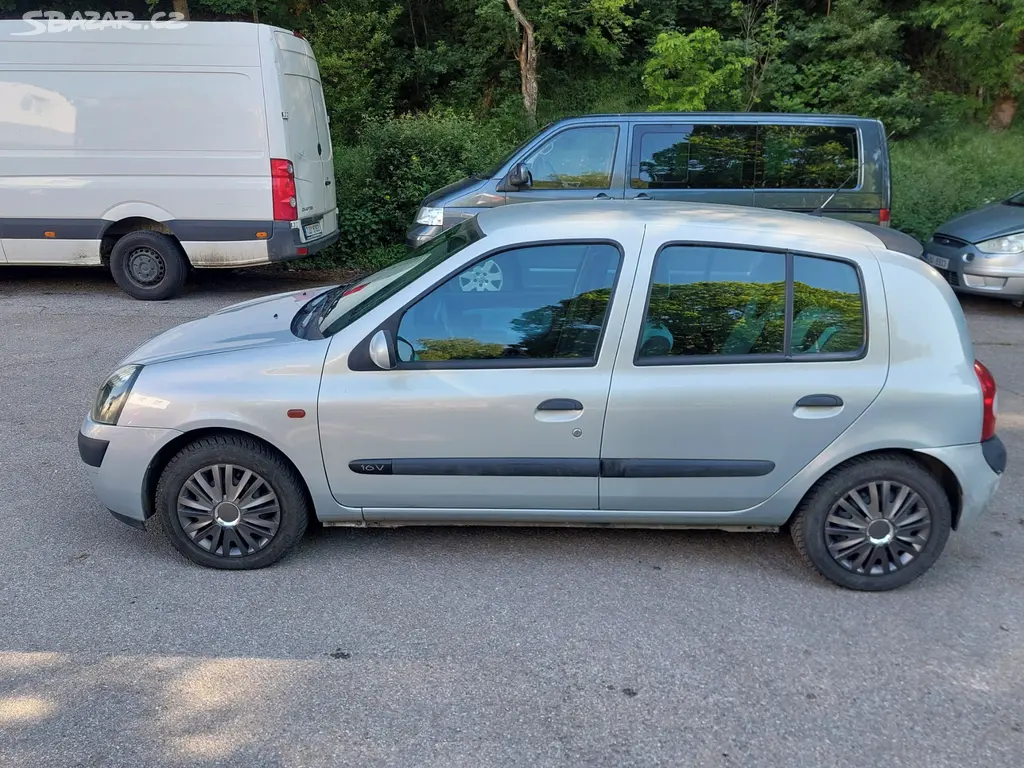 Renault Clio 1.2, benzín, 55kw, rok 2002, klima.. - fotka 2