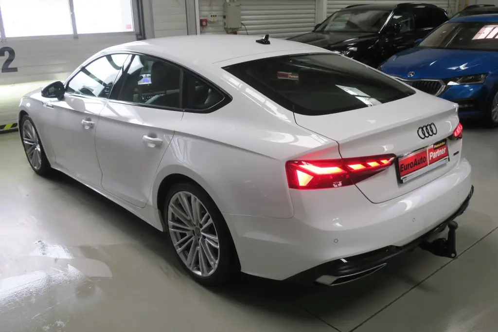 Audi A5, 40 TDI Quatt. S-Line ČR záruka - fotka 2