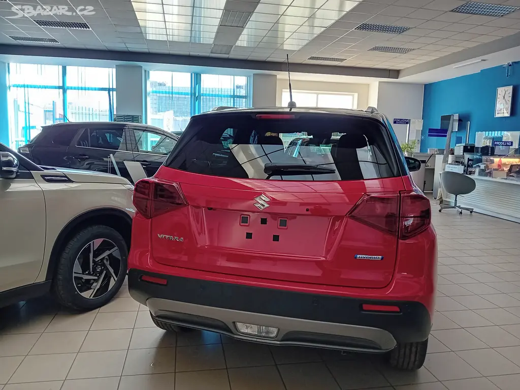 Suzuki Vitara, 1.4 Premium Hybrid - fotka 3