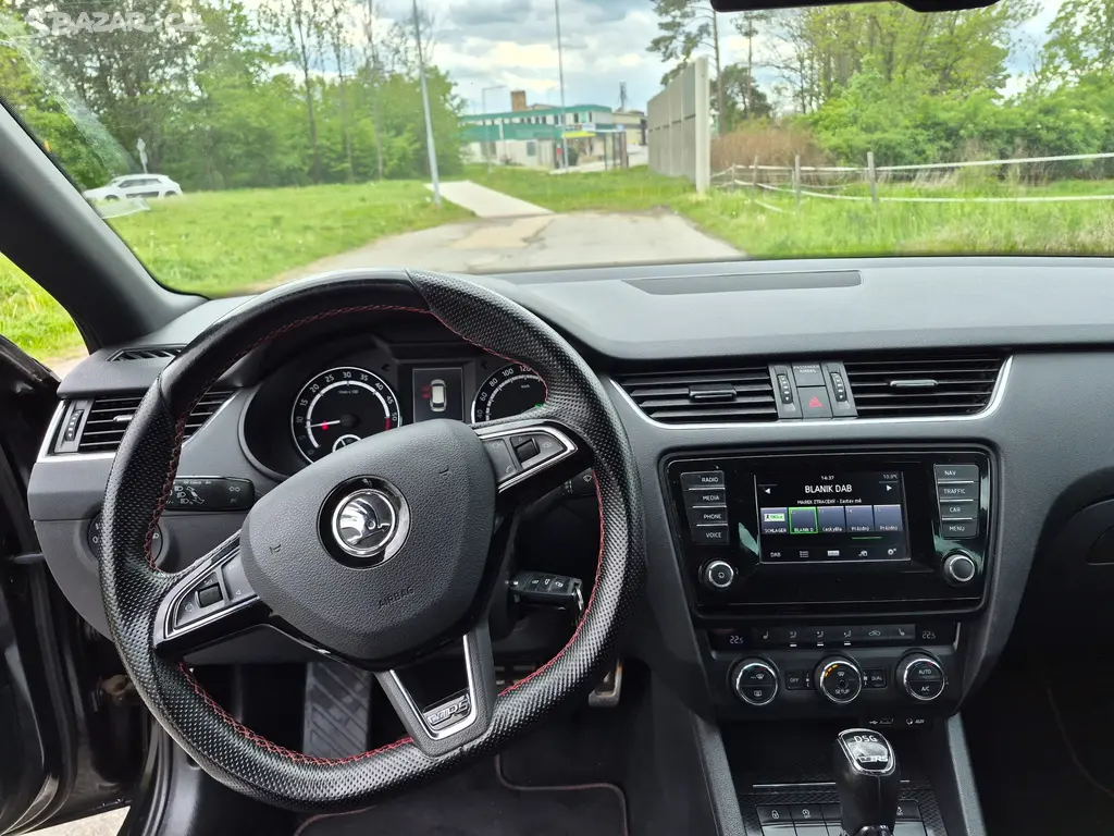 Škoda Octavia 3 2.0 TDI 135kW RS kombi,model 2015 - fotka 5