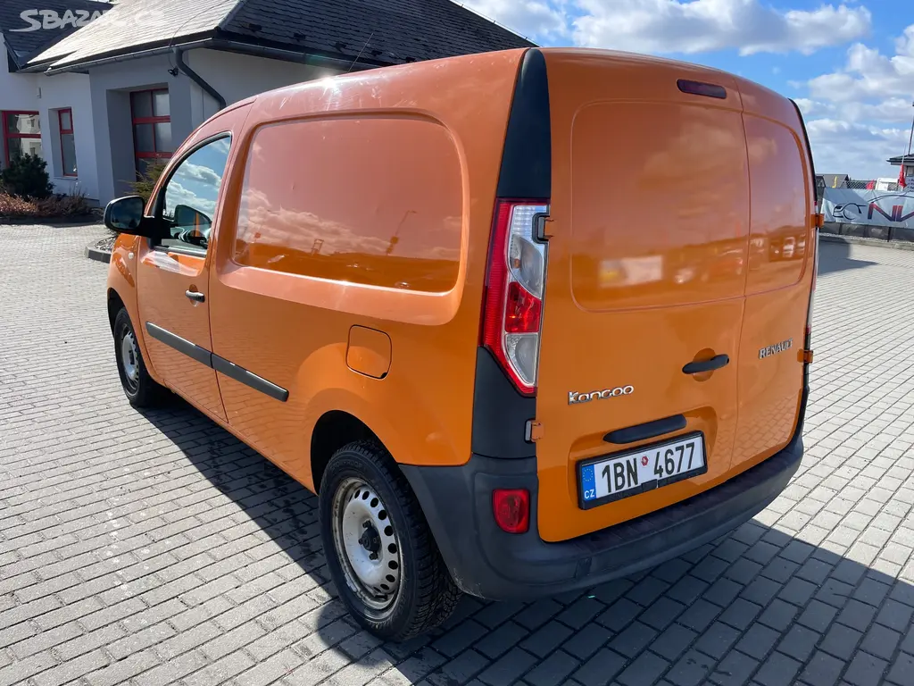 RENAULT KANGOO 1,5 DCi 55kw CZ DPH 1maj 2017 9aut - fotka 3