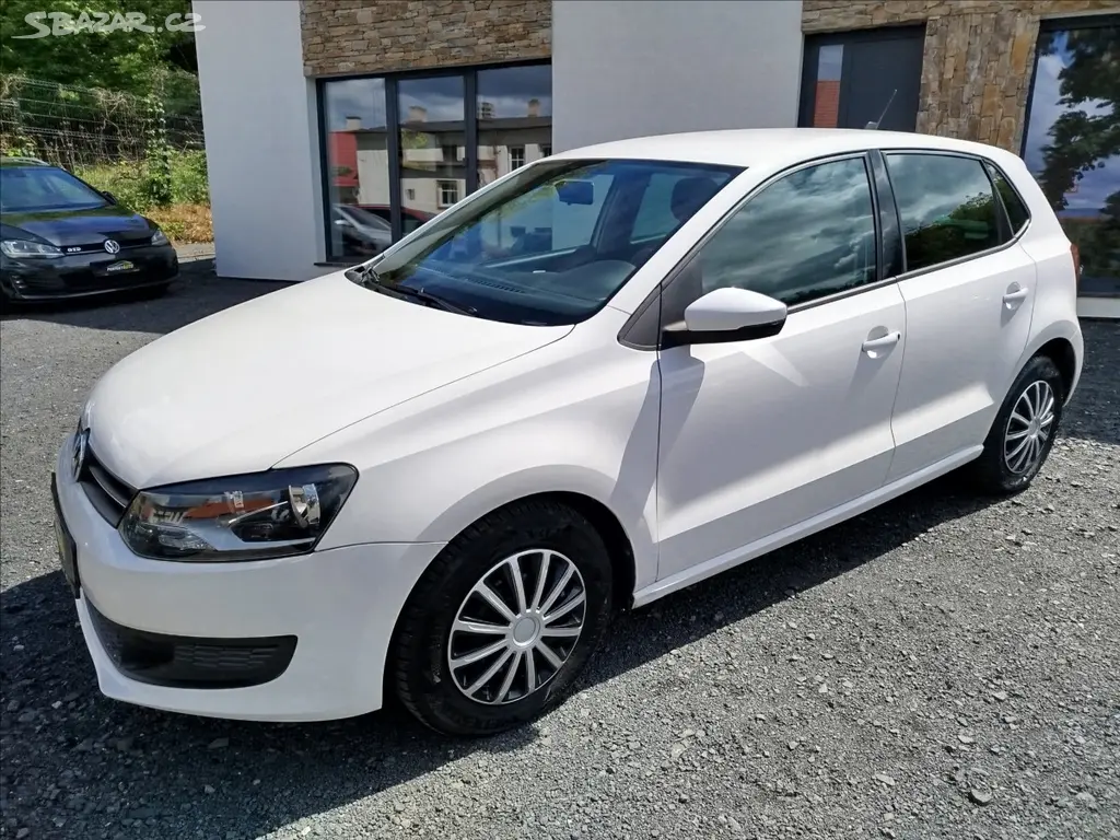 Volkswagen Polo, 1,2 i, NAVIGACE, ESP - fotka 2