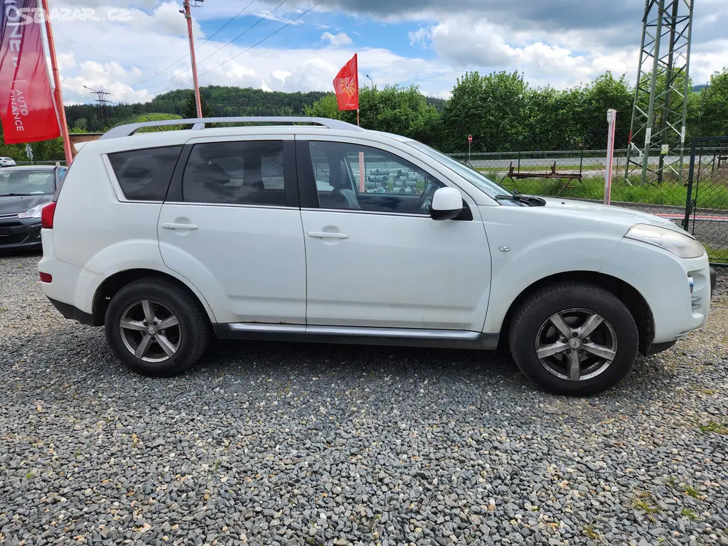 Peugeot 4007 2.2 HDI - fotka 5