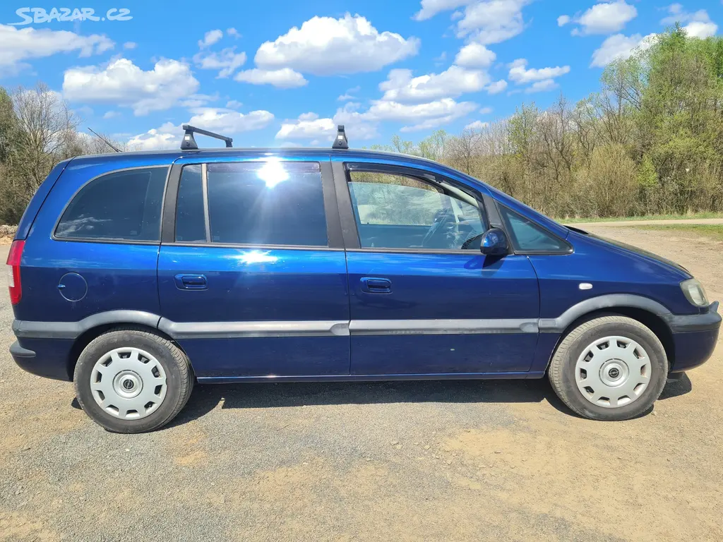 Zafira 1.8 Elegance LPG,7 místné,najeto 229tis km - fotka 2