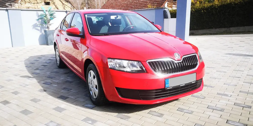 Škoda Octavia III 1,2 TSI 63kw. PĚKNÁ A SPOLEHLIVÁ - fotka 3