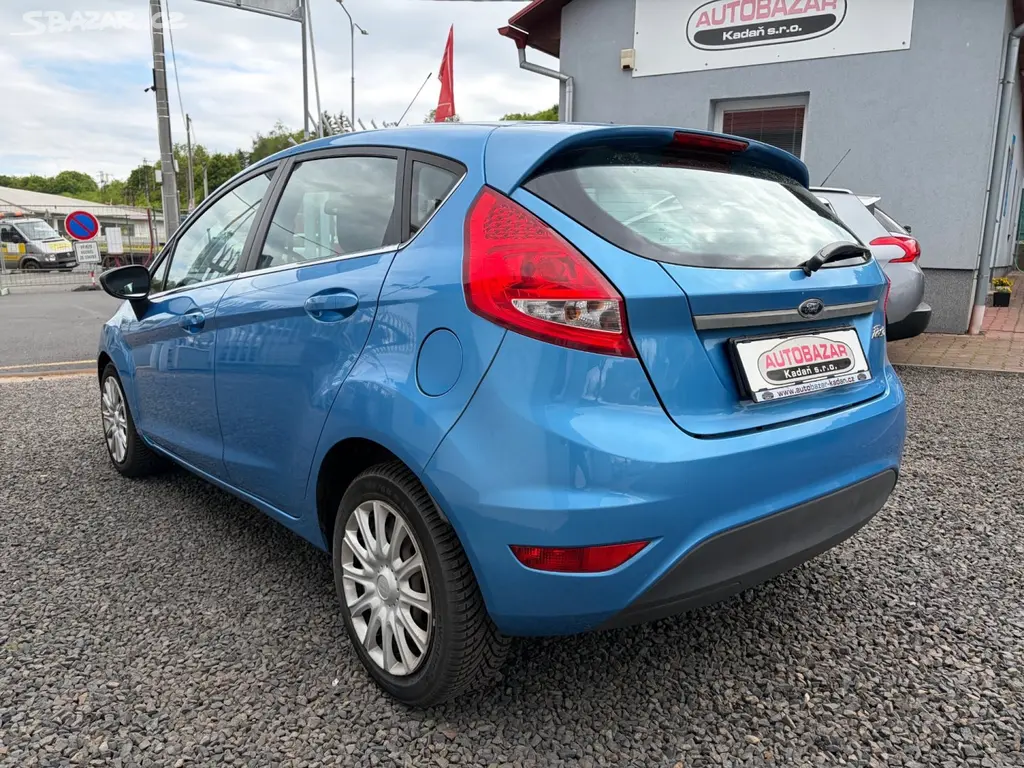 Ford Fiesta, 1,2 ČR, SERVISKA - fotka 3