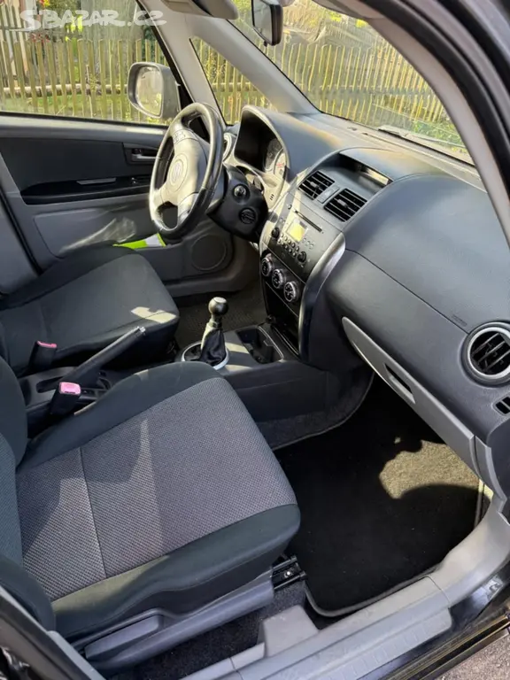 Suzuki Sx4 - fotka 3