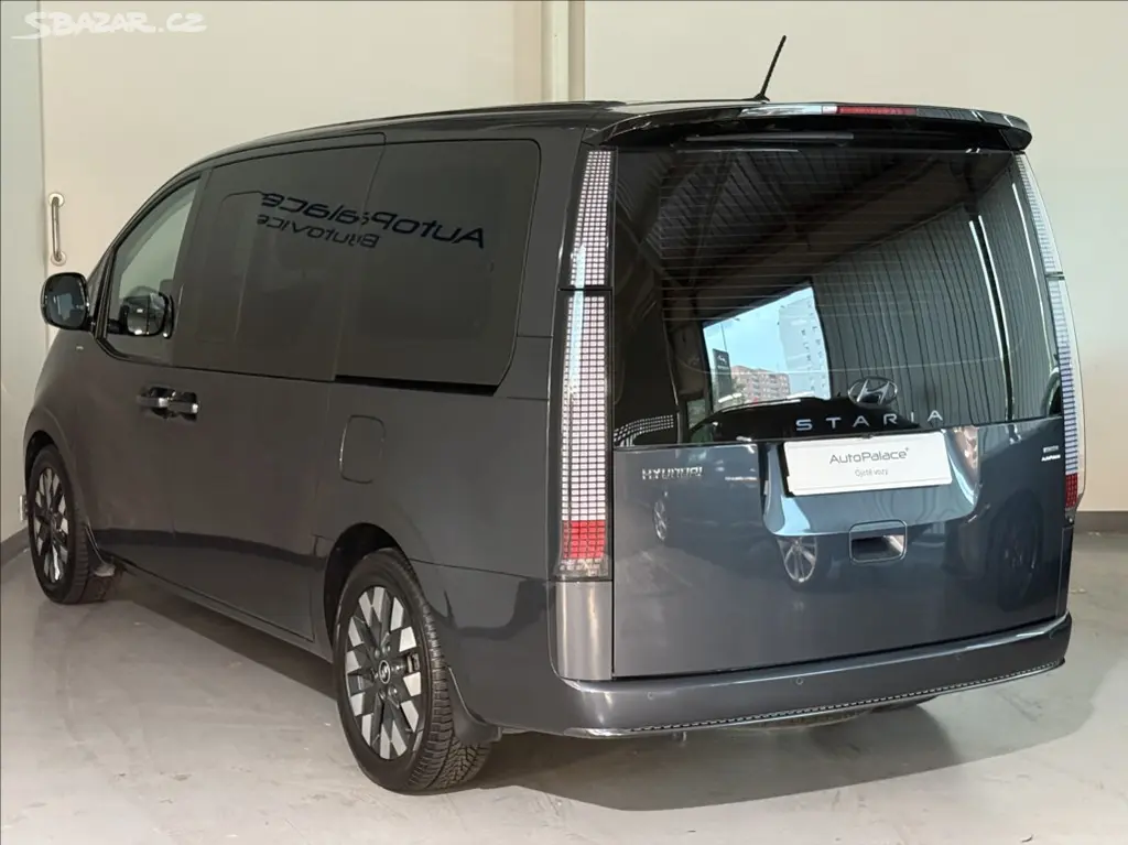 Hyundai Staria, 2,2 CRDI PREMIUM LUXURY PANO - fotka 6