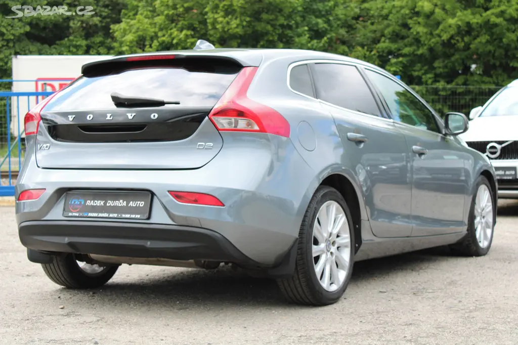 Volvo V40 2,0 D2 AUTOMAT,VÝHŘEVY,2015 - fotka 5