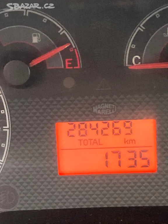 Automobil Fiat linea - fotka 4