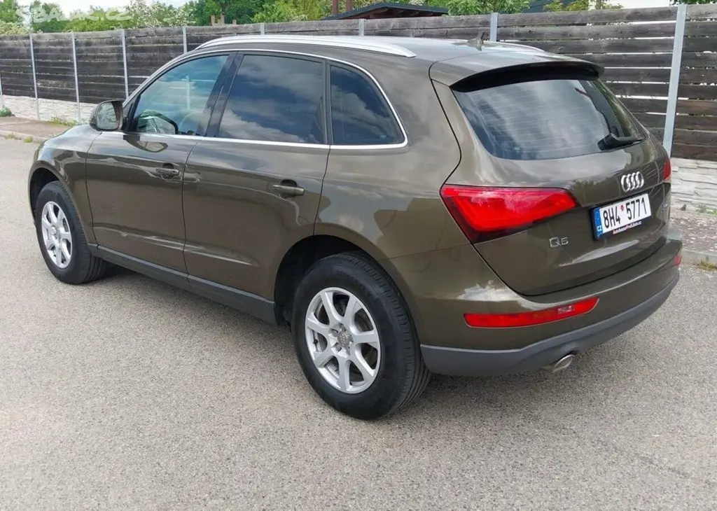 Audi Q5 2,0TDi/130kw 4x4 automat webas nafta - fotka 4