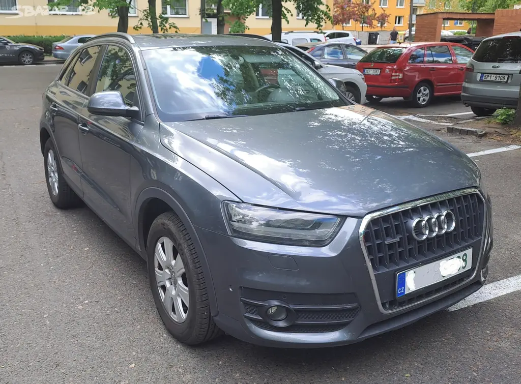Audi Q3 2.0 TDI quattro, r.v. 2013, 120 kW automat