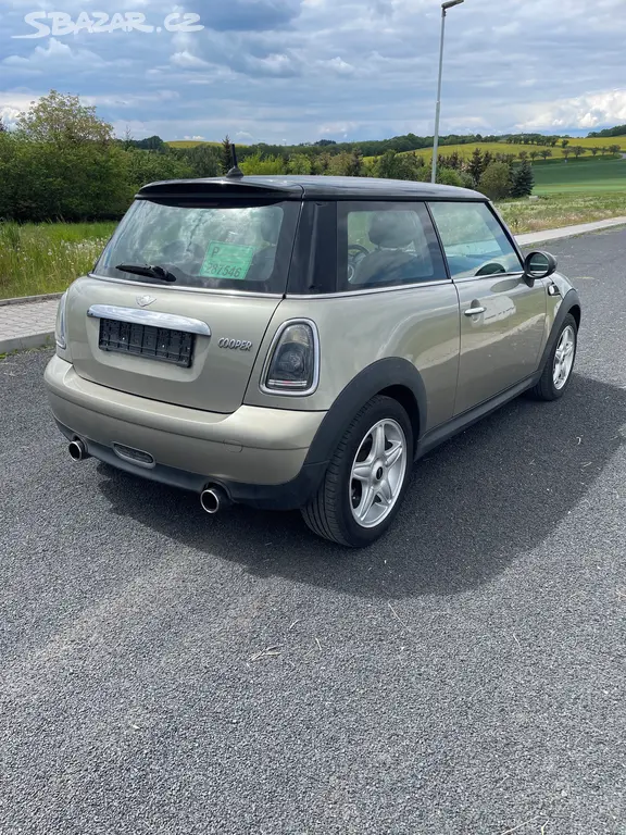 Mini Cooper R56,1.6, 88kW, krásný stav - fotka 5