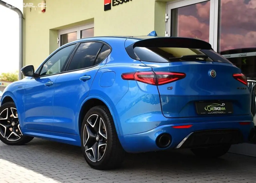 Alfa Romeo Stelvio 2.0Tbi 206kW VELOCE 206 kw - fotka 3