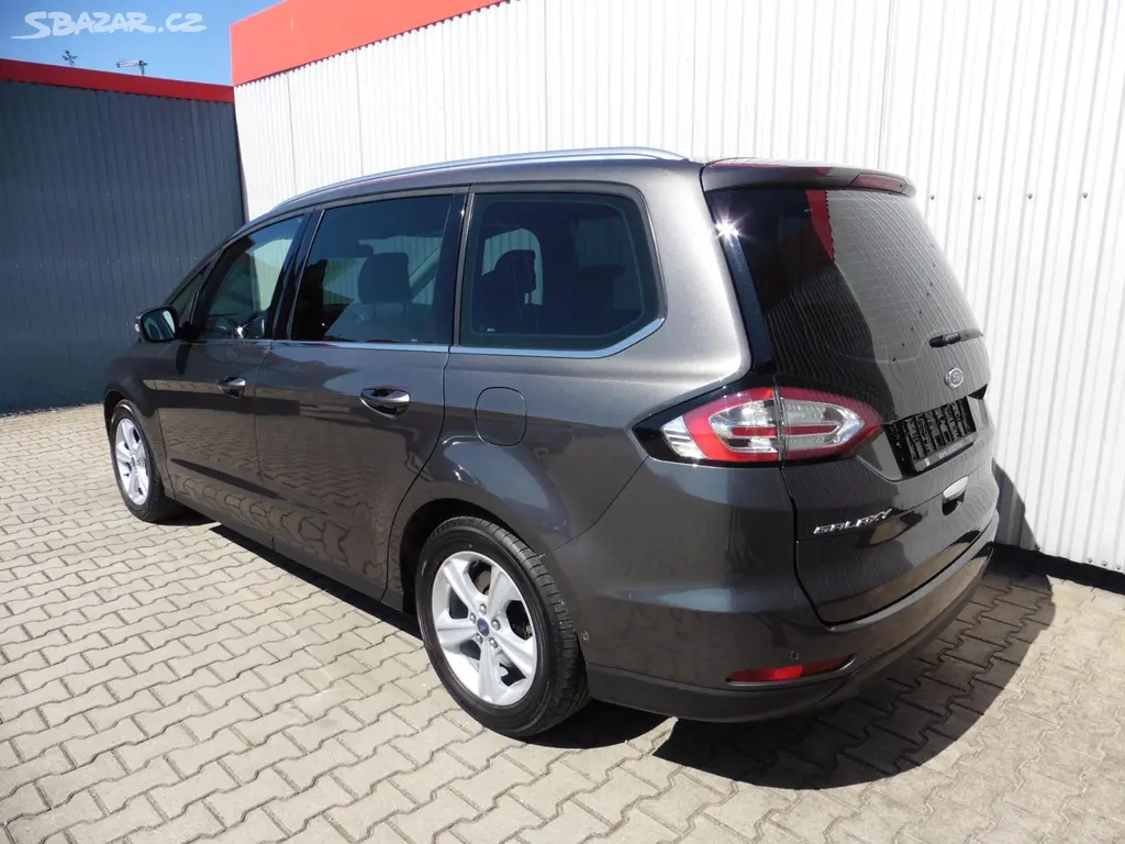 Ford Galaxy, 2.0 TDCi Titanium Navi 7.míst - fotka 3