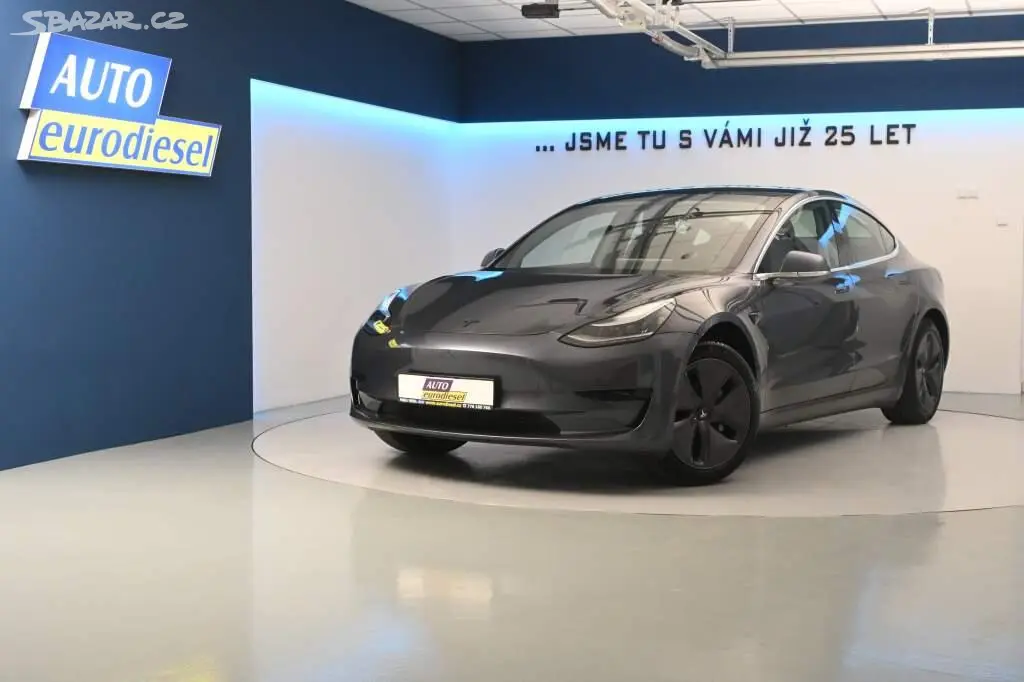 Tesla Model 3, LED 360 RWD Kamera Range Plus - fotka 2