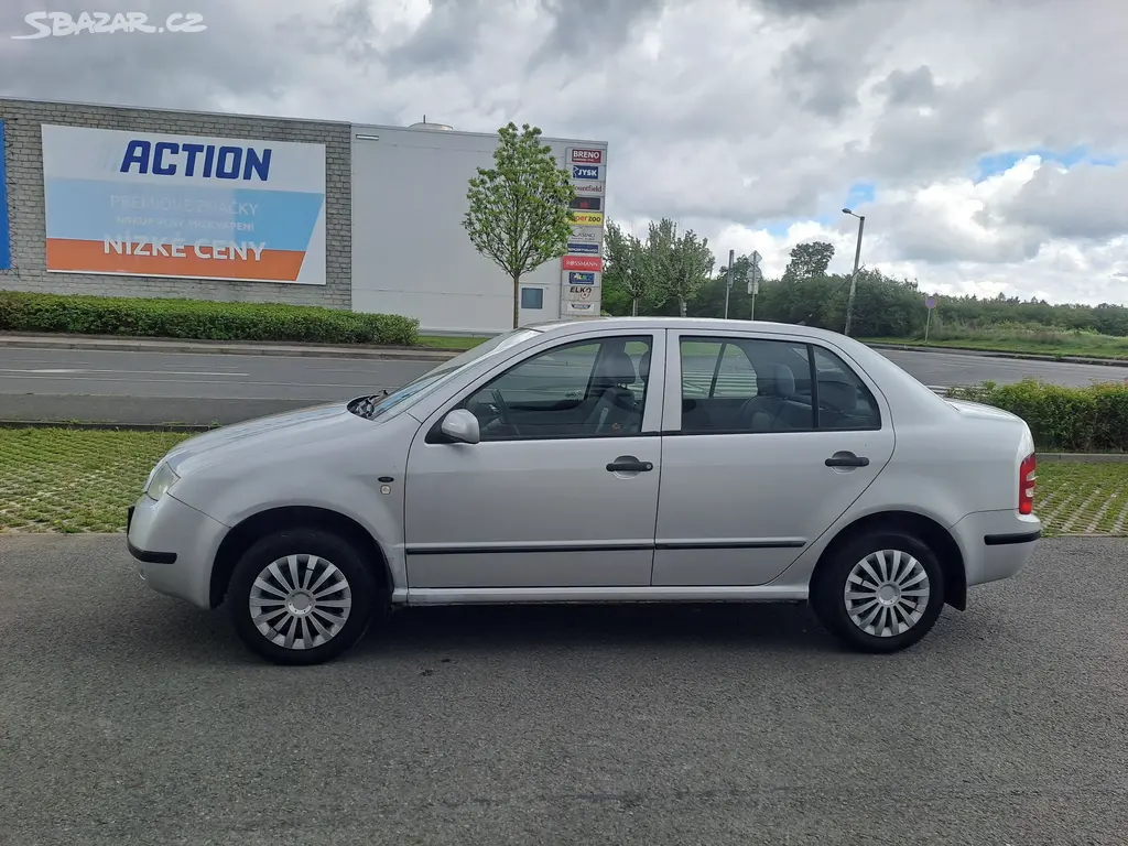 Škoda Fabia, 1.4i 50KW SPOLEHLIVÉ AUTO - fotka 4
