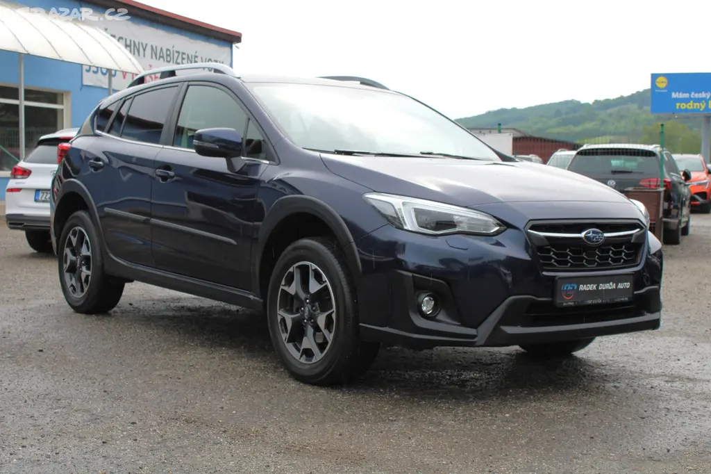 Subaru XV 1,6 i 1.MAJ,AUTOMAT,4X4,DPH,2020 - fotka 3