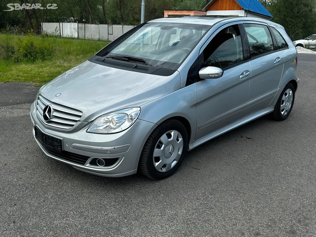 Mercedes-Benz B200 automat, r.2006, serviska, stk