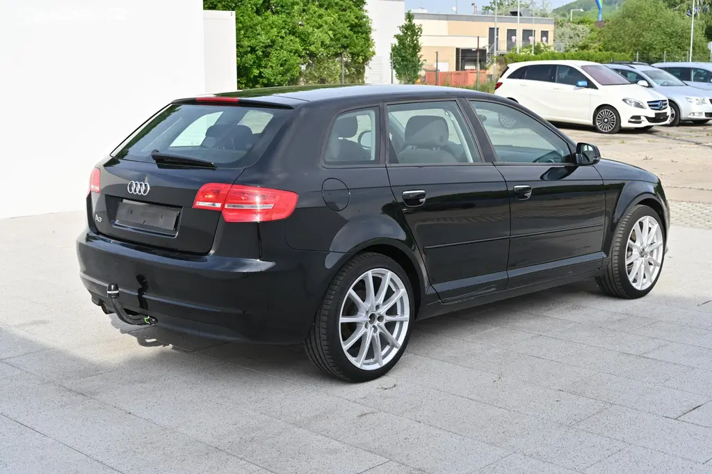 Audi A3, 1.6i 75 KW Sportback 6/2012 - fotka 5