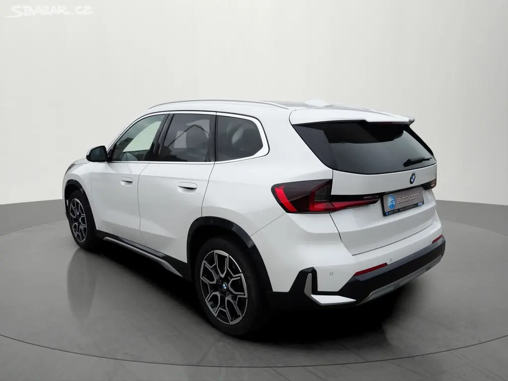 BMW X1, 23d xDrive xLine ČR DPH - fotka 3