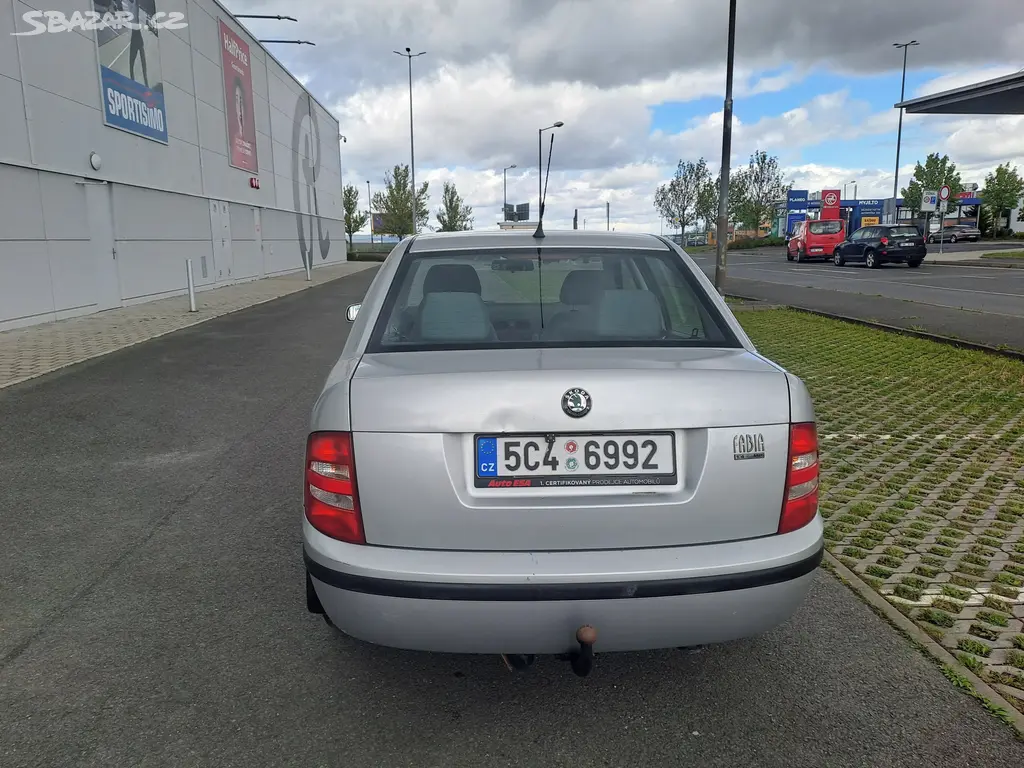 Škoda Fabia, 1.4i 50KW SPOLEHLIVÉ AUTO - fotka 6