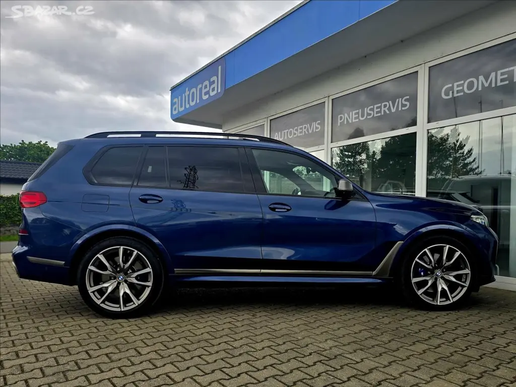 BMW X7, 4,4 i 7MÍST TOP KOMPLET VÝBAVA - fotka 6