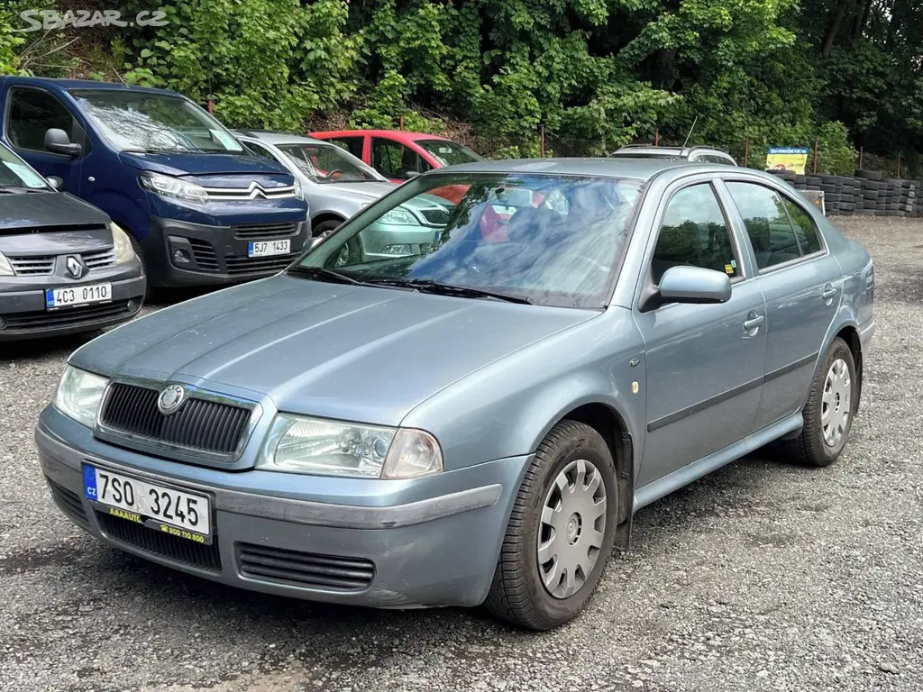 Škoda Octavia AMBIENTE 1.6i 75kW tažné 2003 ČR