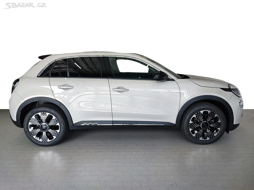 Fiat 600, La Prima 1.2 Turbo Hybrid 100k - fotka 6