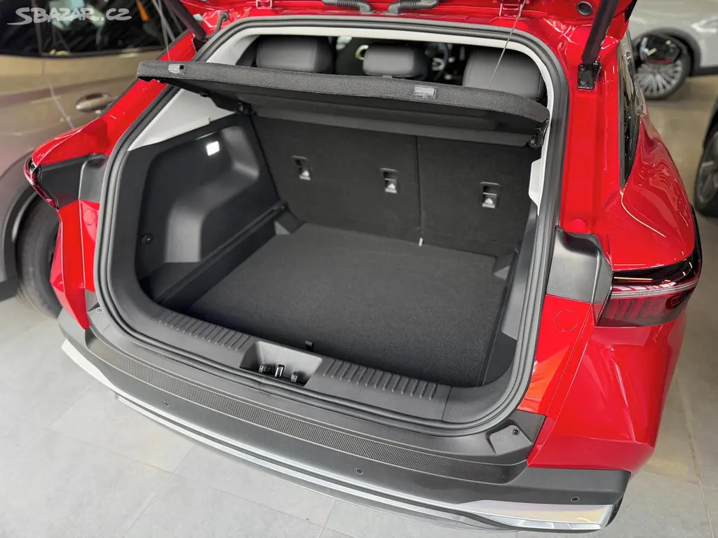 Omoda 5, 1.6 T 108 kW Premium A/T - fotka 3