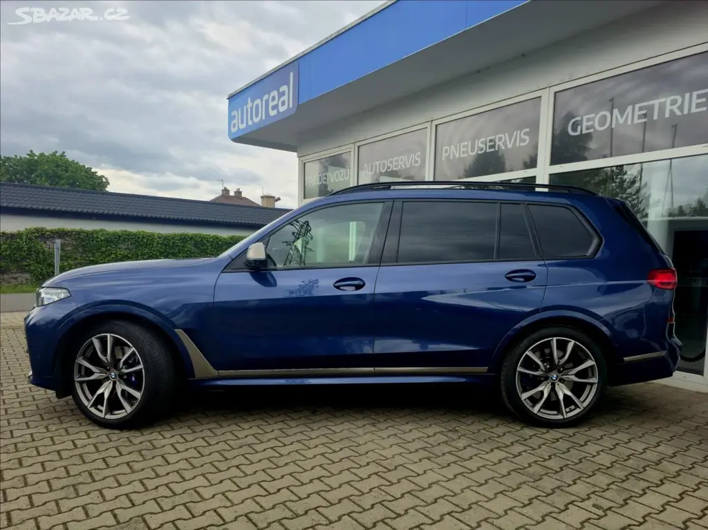 BMW X7, 4,4 i 7MÍST TOP KOMPLET VÝBAVA - fotka 2
