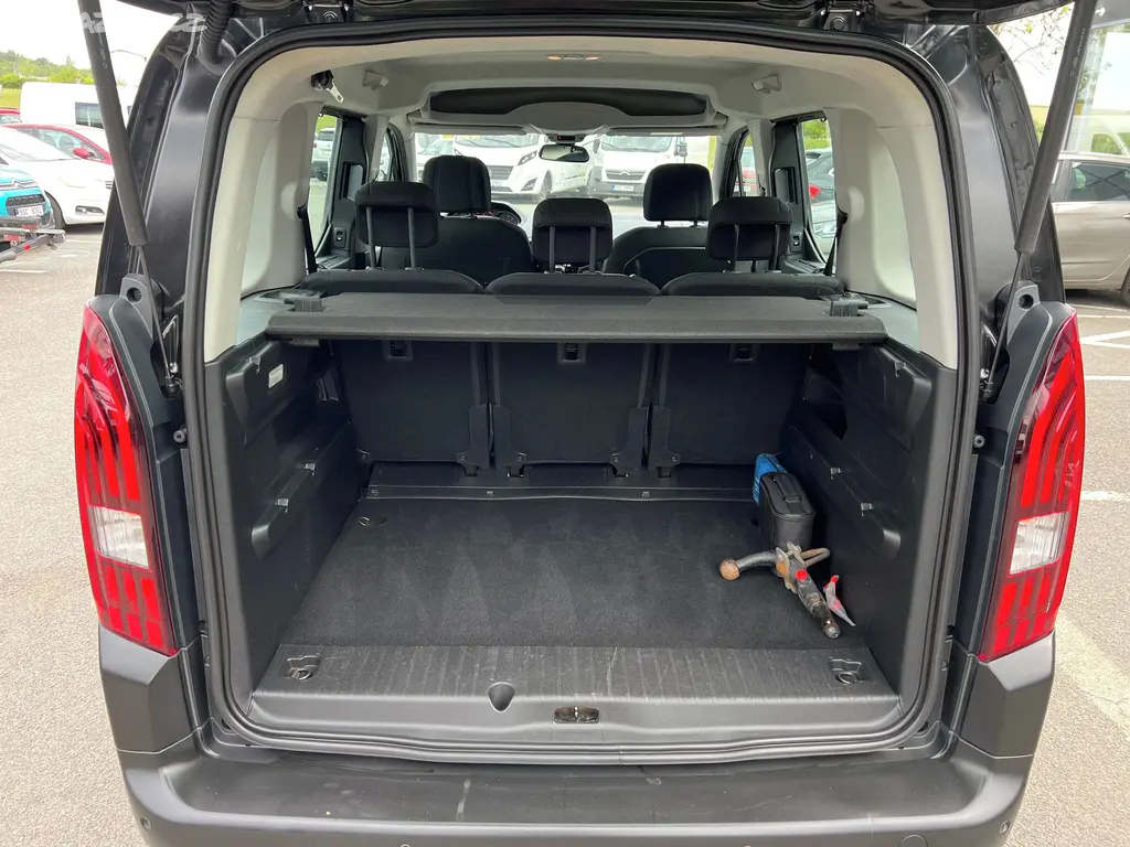 Peugeot Rifter, 1.2 110k SERVIS ZÁRUKA ALLURE - fotka 6