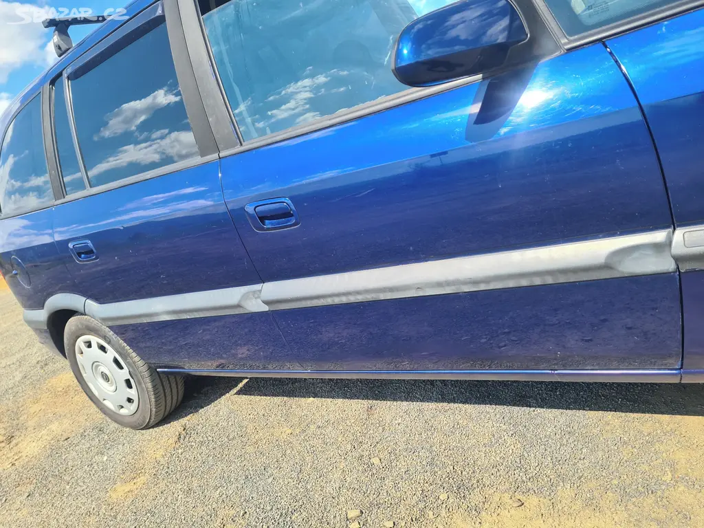 Zafira 1.8 Elegance LPG,7 místné,najeto 229tis km - fotka 5