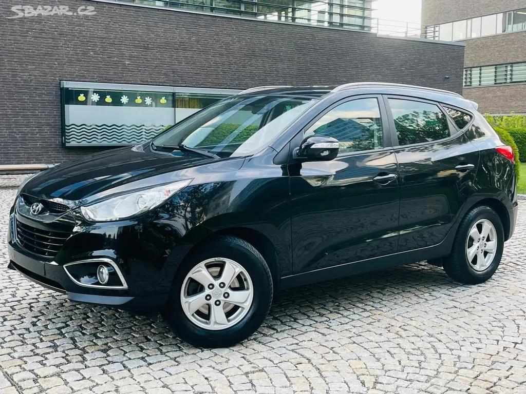 Hyundai ix35, 2.0i AUTOMAT VYHŘEV SERVISKA - fotka 3