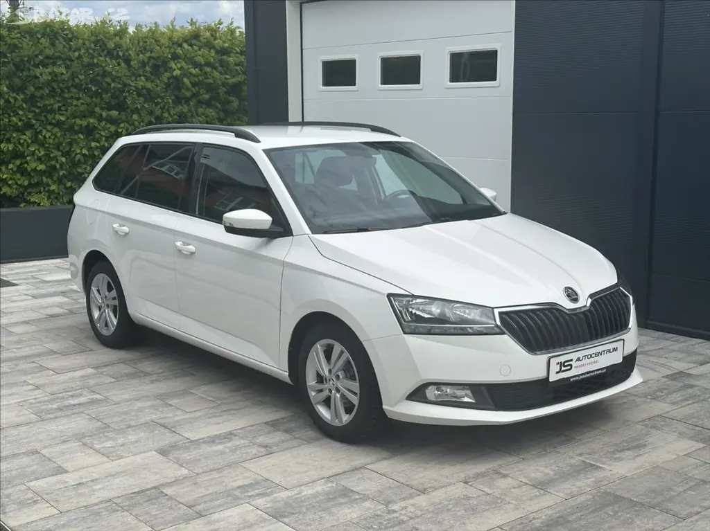 Škoda Fabia, 1,0 TSI 95PS Ambition Top - fotka 3
