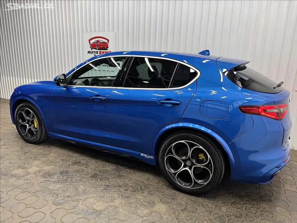 Alfa Romeo Stelvio, 206kW Q4 VELOCE 2XALU - fotka 5