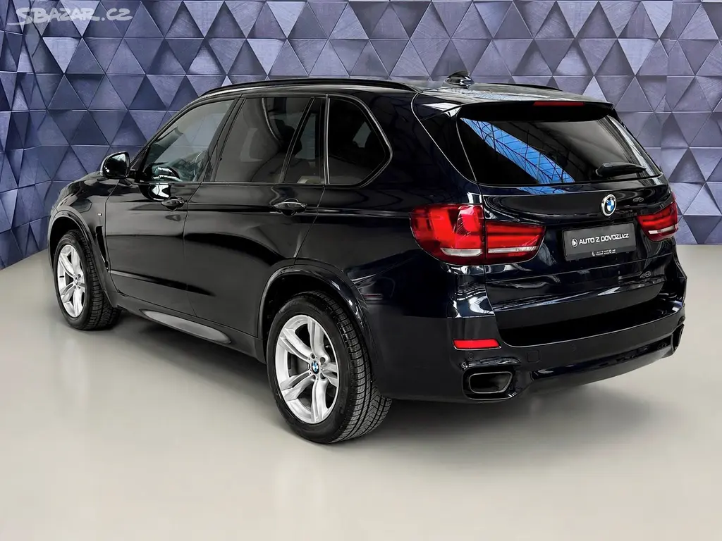 BMW X5, M50d xDrive M-SPORT, EL. TAŽNÉ - fotka 5