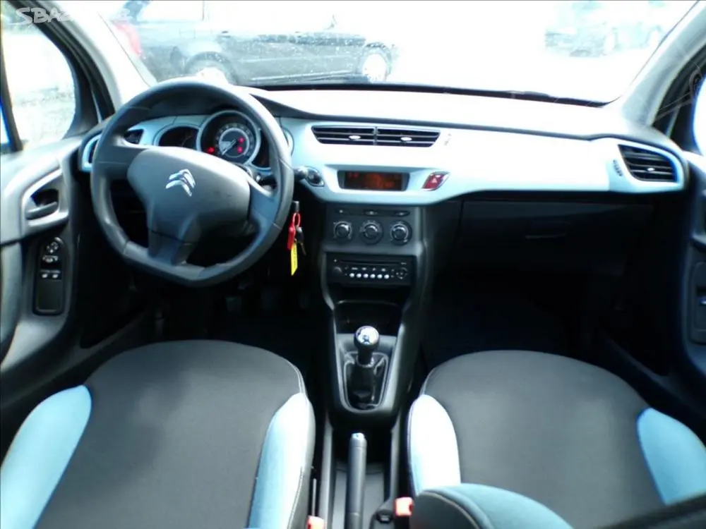 Citroën C3 1,2 i - fotka 5